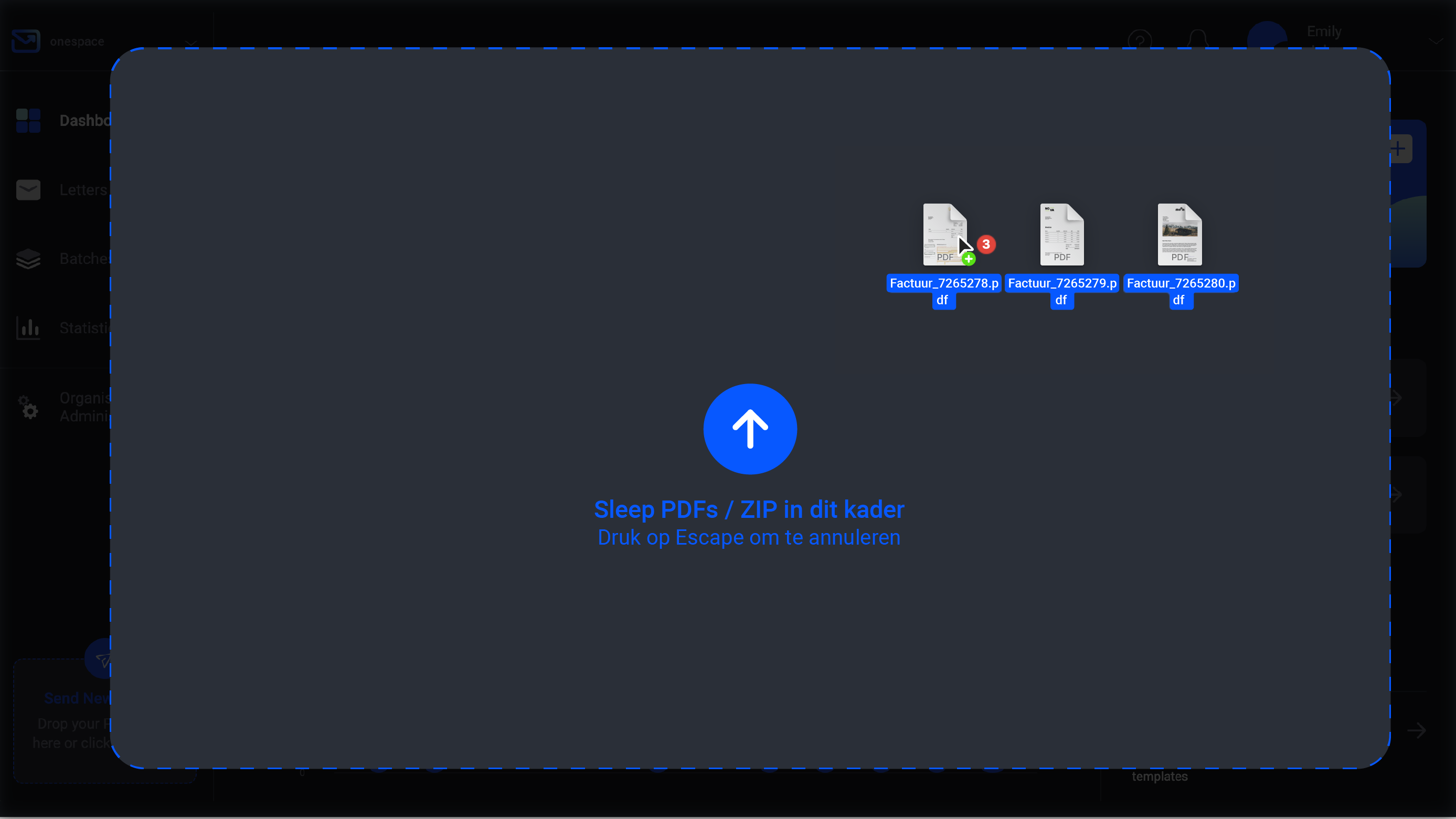 Pingen-webapp met een gebied om documenten te uploaden via drag-and-drop